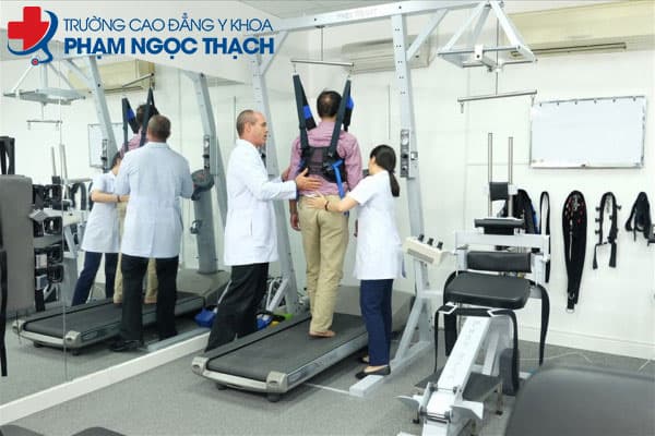 Trường Cao đẳng Y khoa Phạm Ngọc Thạch tuyển sinh Cao đẳng Phục hồi chức năng năm 2024