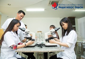 Học Y học cổ truyền ra làm gì? Mức lương là bao nhiêu?