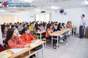 Cao đẳng Y khoa Phạm Ngọc Thạch là trường công hay tư?