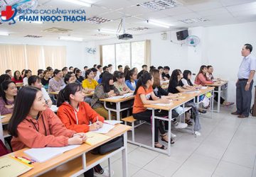 Cao đẳng Y khoa Phạm Ngọc Thạch là trường công hay tư?
