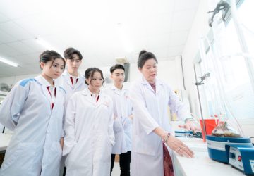 Khối A học Dược được không? Trường nào xét tuyển?