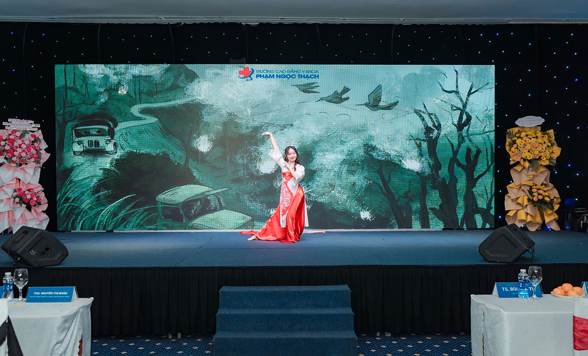 Cuộc thi văn nghệ Trường Cao đẳng Y khoa Phạm Ngọc Thạch