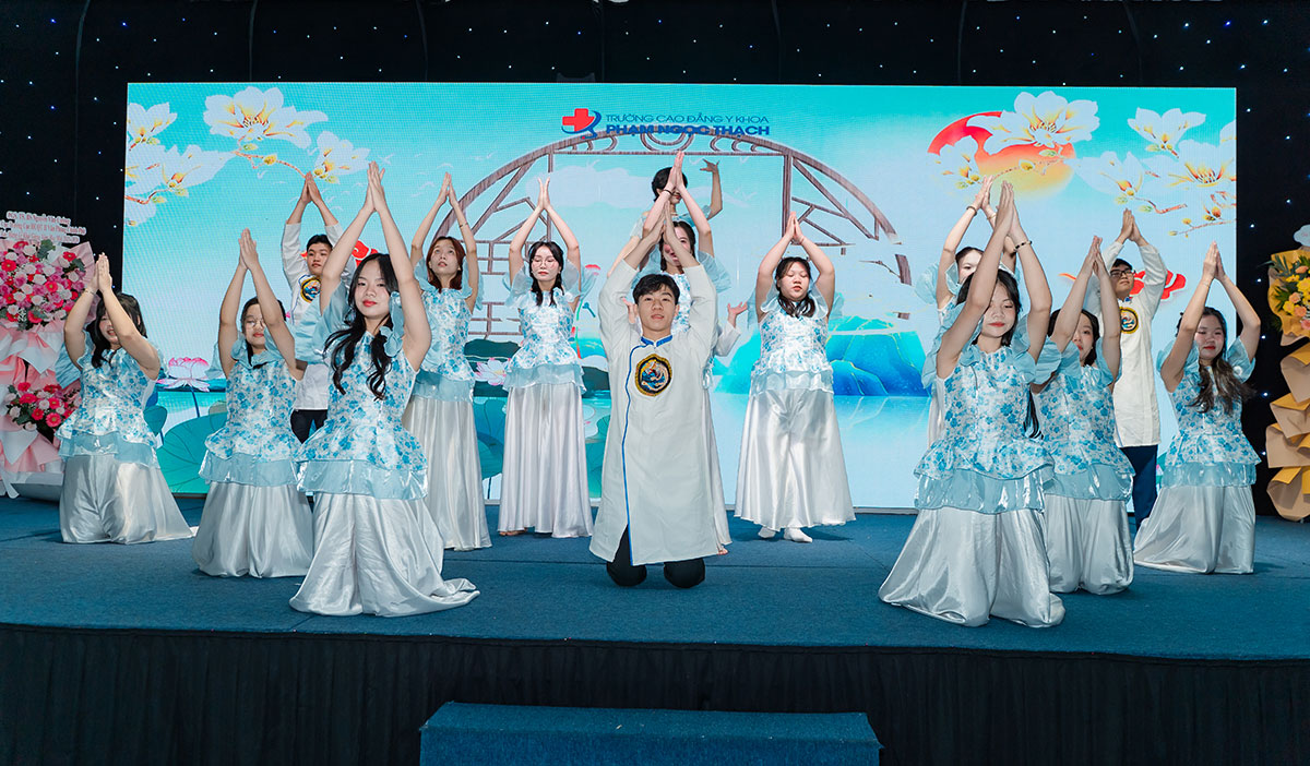 Cuộc thi văn nghệ Trường Cao đẳng Y khoa Phạm Ngọc Thạch