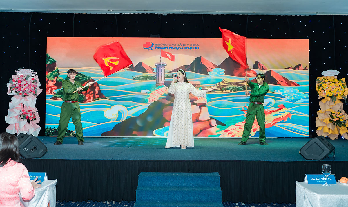 Cuộc thi văn nghệ Trường Cao đẳng Y khoa Phạm Ngọc Thạch